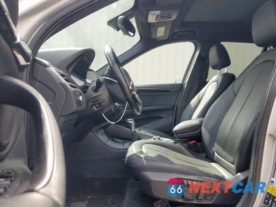 Zdjęcie 7 z 12 samochodu: 2018 BMW X1 XDRIVE28I VIN:WBXHT3C33J5F90142 - miniatura