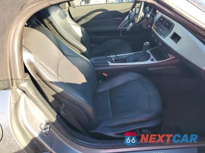 Zdjęcie 10 z 13 samochodu: 2006 BMW Z4 3.0 VIN:4USBU33556LW68934 - miniatura