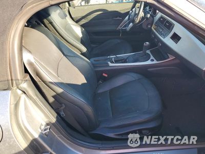Zdjęcie 10 z 13 samochodu: 2006 BMW Z4 3.0 VIN:4USBU33556LW68934 - miniatura