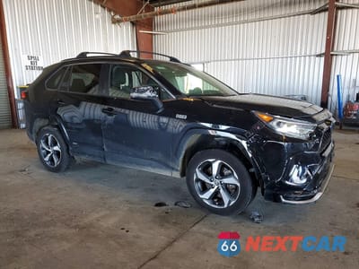Czwarte zdjęcie samochodu z boku: 2021 TOYOTA RAV4 PRIME SE VIN:JTMAB3FV8MD027478 - miniatura