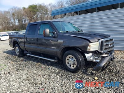 Czwarte zdjęcie samochodu z boku: 2005 FORD F250 SUPER DUTY VIN:1FTSW20P95EB13939 - miniatura