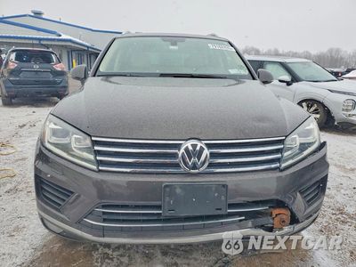 Zdjęcie 9 z 26 samochodu: 2015 VOLKSWAGEN TOUAREG V6 TDI VIN:WVGEP9BP0FD002814 - miniatura