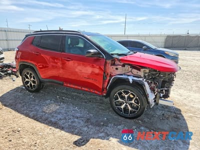 Czwarte zdjęcie samochodu z boku: 2025 JEEP COMPASS LIMITED VIN:3C4NJDCN3ST521379 - miniatura