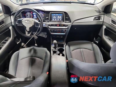 Zdjęcie 8 z 11 samochodu: 2018 HYUNDAI SONATA SEL VIN:5NPE34AF7JH649693 - miniatura