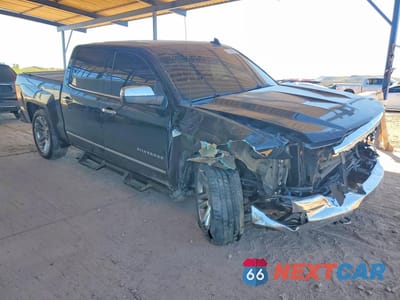 Czwarte zdjęcie samochodu z boku: 2017 CHEVROLET SILVERADO C1500 LTZ VIN:3GCPCSEC8HG146805 - miniatura