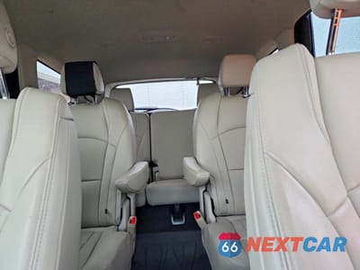 Zdjęcie 10 z 12 samochodu: 2020 BUICK ENCLAVE ESSENCE VIN:5GAERBKW1LJ212916 - miniatura