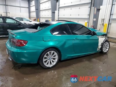 Trzecie zdjęcie samochodu z tyłu: 2011 BMW 335 XI VIN:WBAKF9C50BE247315 - miniatura