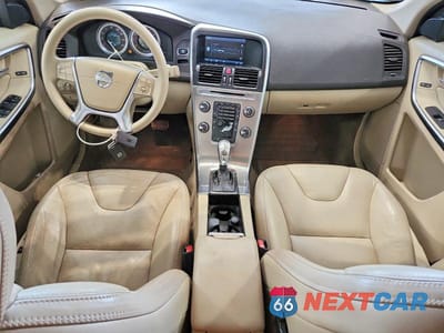 Zdjęcie 8 z 11 samochodu: 2013 VOLVO XC60 T6 VIN:YV4902DZ0D2442537 - miniatura