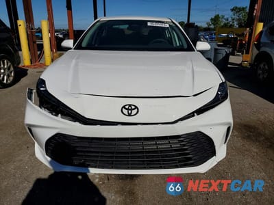 Piąte zdjęcie samochodu w środku: 2026 TOYOTA CAMRY LE VIN:4T1DAACK4TU686425 - miniatura