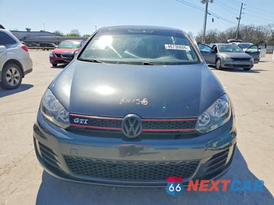 Piąte zdjęcie samochodu w środku: 2013 VOLKSWAGEN GTI VIN:WVWHD7AJ1DW116057 - miniatura