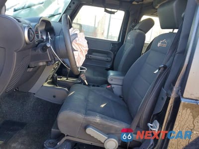 Zdjęcie 7 z 12 samochodu: 2010 JEEP WRANGLER SPORT VIN:1J4AA2D11AL203487 - miniatura