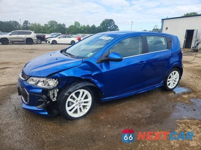 2020 CHEVROLET SONIC LT 1G1JD6SB9L4140659 - główne zdjęcie licytacji z USA - miniatura
