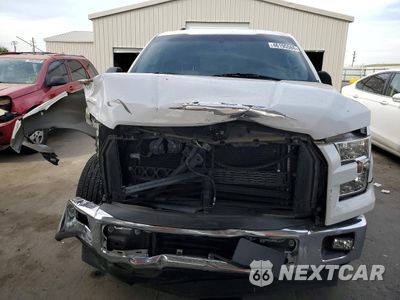 Piąte zdjęcie samochodu w środku: 2017 FORD F150 SUPERCREW VIN:1FTEW1CP1HKD61353 - miniatura