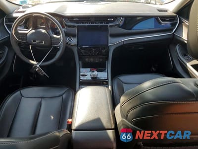 Zdjęcie 8 z 13 samochodu: 2023 JEEP GRAND CHEROKEE VIN:1C4RJYB64PC626082 - miniatura