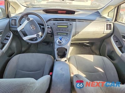 Zdjęcie 8 z 12 samochodu: 2010 TOYOTA PRIUS II VIN:JTDKN3DU8A1087912 - miniatura