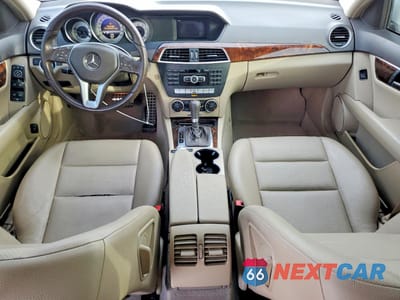 Zdjęcie 8 z 12 samochodu: 2013 MERCEDES-BENZ C300W 4MATIC 4DR VIN:WDDGF8AB9DA792683 - miniatura