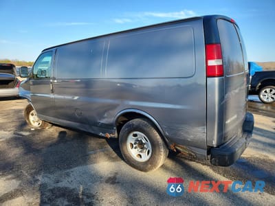 Drugie zdjęcie samochodu z przodu: 2009 CHEVROLET EXPRESS 2500 CARGO UTILITY / SERVICE VAN VIN:1GCGG25C591157359 - miniatura