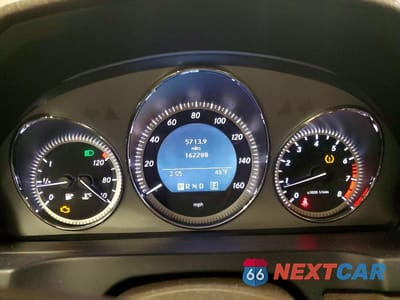 Zdjęcie 9 z 11 samochodu: 2011 MERCEDES-BENZ C 300 4MATIC VIN:WDDGF8BB7BR183007 - miniatura