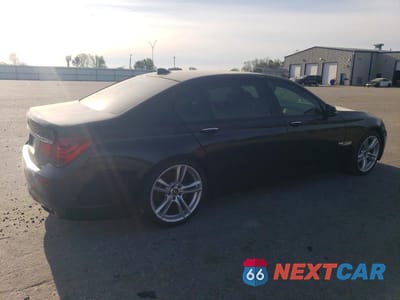 Trzecie zdjęcie samochodu z tyłu: 2014 BMW 750 LI VIN:WBAYE8C59ED135016 - miniatura