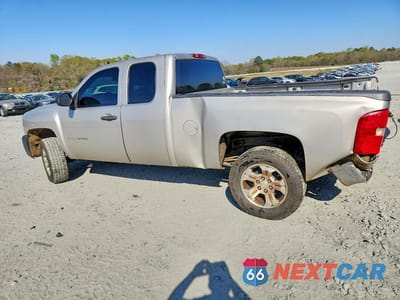 Drugie zdjęcie samochodu z przodu: 2008 CHEVROLET SILVERADO C1500 VIN:2GCEC19CX81290425 - miniatura