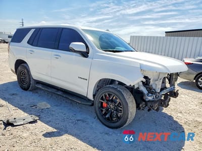 Czwarte zdjęcie samochodu z boku: 2024 CHEVROLET TAHOE K1500 RST VIN:1GNSKRKL2RR209626 - miniatura