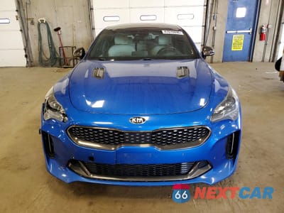 Piąte zdjęcie samochodu w środku: 2018 KIA STINGER GT2 VIN:KNAE55LC9J6020740 - miniatura