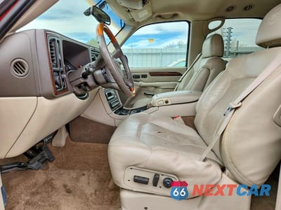 Zdjęcie 7 z 13 samochodu: 2002 CADILLAC ESCALADE LUXURY VIN:1GYEK63N22R129408 - miniatura