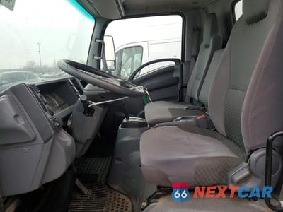 Zdjęcie 7 z 13 samochodu: 2014 ISUZU NPR BOX TRUCK VIN:JALB4W171E7400996 - miniatura