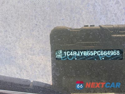 Zdjęcie 13 z 13 samochodu: 2023 JEEP GRAND CHEROKEE LIMITED 4XE VIN:1C4RJYB65PC664968 - miniatura