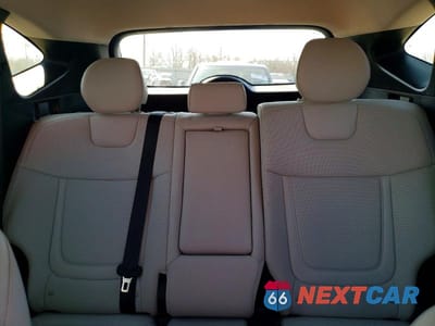 Zdjęcie 10 z 13 samochodu: 2023 HYUNDAI TUCSON SEL VIN:5NMJFCAEXPH272211 - miniatura