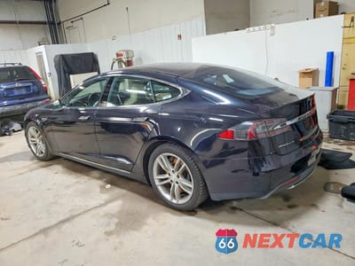 Drugie zdjęcie samochodu z przodu: 2015 TESLA MODEL S VIN:5YJSA1E25FF117914 - miniatura