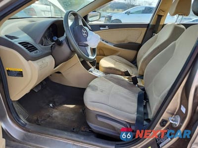 Zdjęcie 7 z 12 samochodu: 2014 HYUNDAI ACCENT GLS VIN:KMHCT4AE0EU614001 - miniatura