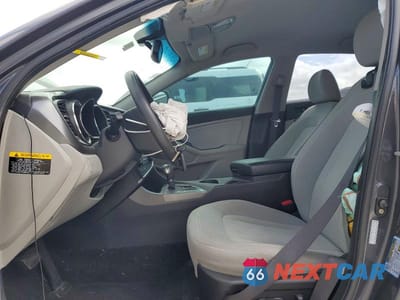 Zdjęcie 7 z 11 samochodu: 2011 KIA OPTIMA LX VIN:KNAGM4A77B5170333 - miniatura