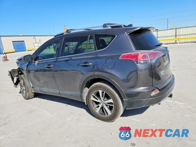 Drugie zdjęcie samochodu z przodu: 2017 TOYOTA RAV4 XLE VIN:JTMWFREV2HJ719015 - miniatura