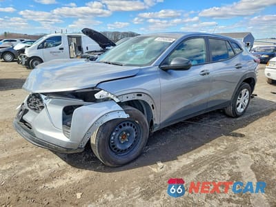 2024 CHEVROLET TRAX LS KL77LFE20RC213056 - główne zdjęcie licytacji z USA - miniatura