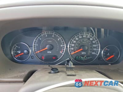 Zdjęcie 9 z 12 samochodu: 2004 CHRYSLER SEBRING LX VIN:1C3EL46X24N307630 - miniatura