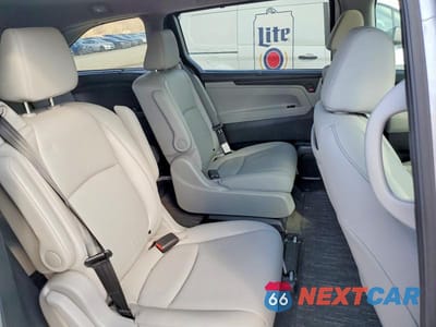 Zdjęcie 11 z 13 samochodu: 2023 HONDA ODYSSEY TOURING VIN:5FNRL6H87PB074569 - miniatura