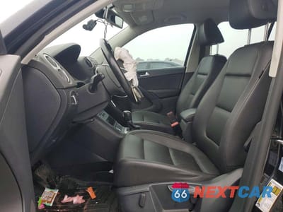 Zdjęcie 7 z 12 samochodu: 2017 VOLKSWAGEN TIGUAN S VIN:WVGBV7AX3HK040437 - miniatura