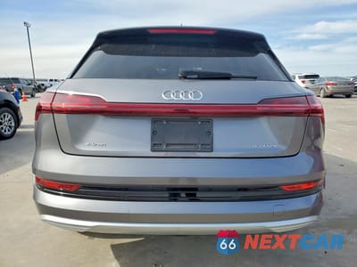 Zdjęcie 6 z 14 samochodu: 2022 AUDI E-TRON PREMIUM PLUS VIN:WA1LAAGE7NB013299 - miniatura