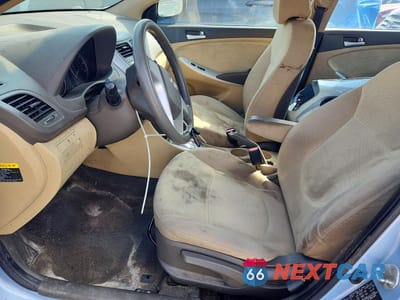 Zdjęcie 7 z 13 samochodu: 2014 HYUNDAI ACCENT GLS VIN:KMHCT4AE7EU686362 - miniatura