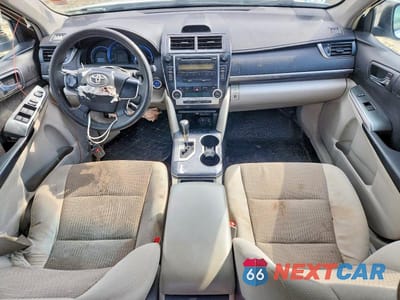 Zdjęcie 8 z 11 samochodu: 2012 TOYOTA CAMRY HYBRID LE VIN:4T1BD1FKXCU042230 - miniatura