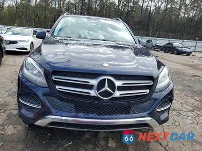 Piąte zdjęcie samochodu w środku: 2016 MERCEDES-BENZ GLE 350 4MATIC VIN:4JGDA5HB1GA695848 - miniatura