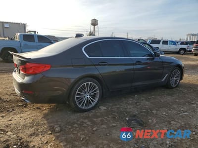 Trzecie zdjęcie samochodu z tyłu: 2019 BMW 540 XI VIN:WBAJE7C52KWW18844 - miniatura