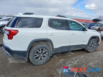 Trzecie zdjęcie samochodu z tyłu: 2021 GMC ACADIA VIN:1GKKNRLS8MZ165201 - miniatura
