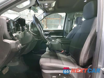Zdjęcie 7 z 11 samochodu: 2025 CHEVROLET SILVERADO K1500 LT VIN:1GCRKDED1SZ124264 - miniatura