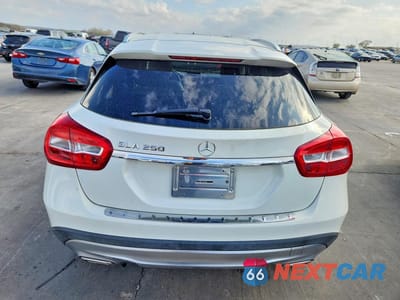 Zdjęcie 6 z 14 samochodu: 2015 MERCEDES-BENZ GLA 250 VIN:WDCTG4EBXFJ123005 - miniatura