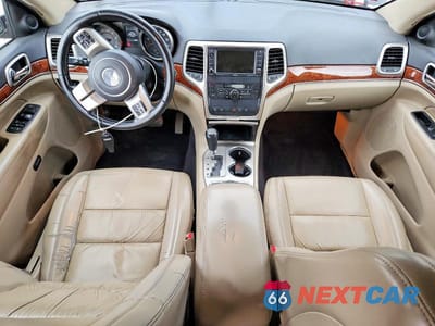 Zdjęcie 8 z 13 samochodu: 2011 JEEP GRAND CHEROKEE LIMITED VIN:1J4RR5GT7BC552293 - miniatura