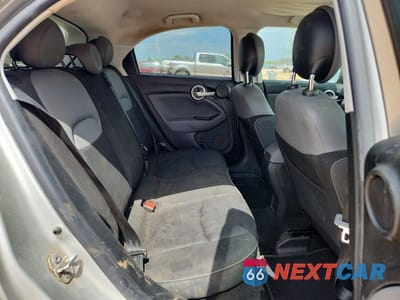 Zdjęcie 11 z 14 samochodu: 2016 FIAT 500X EASY VIN:ZFBCFXBT8GP492647 - miniatura