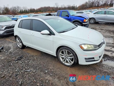 Czwarte zdjęcie samochodu z boku: 2015 VOLKSWAGEN GOLF VIN:3VW217AU0FM005797 - miniatura