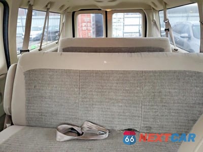 Zdjęcie 10 z 13 samochodu: 2005 FORD ECONOLINE E350 SUPER DUTY WAGON VIN:1FBNE31L75HB17864 - miniatura